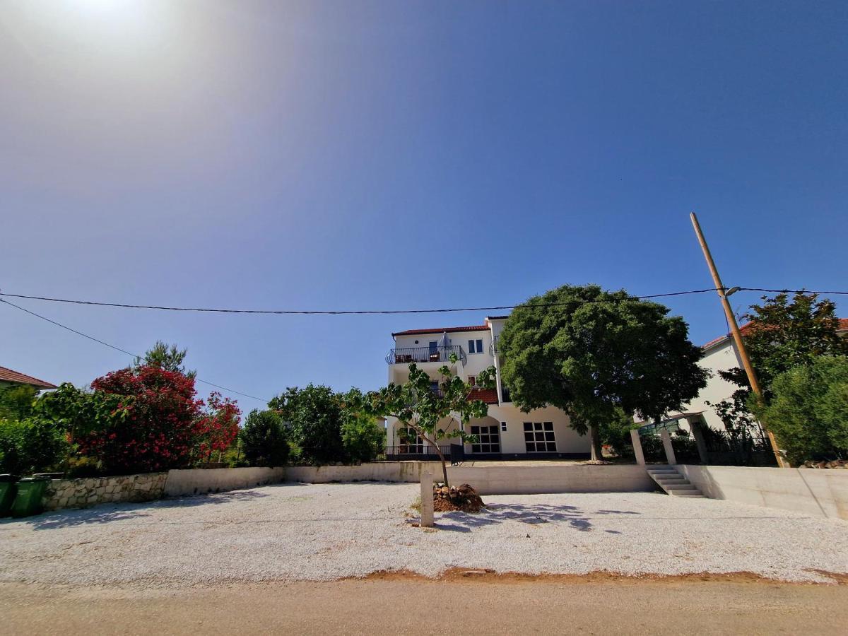 Residence Biočić Donji Okrug (Ciovo) Exterior foto